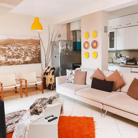 Large Near The Seaside Boulevard Lungomare Vlorë