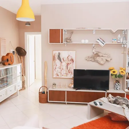 Large Near The Seaside Boulevard Lungomare Апартаменты *